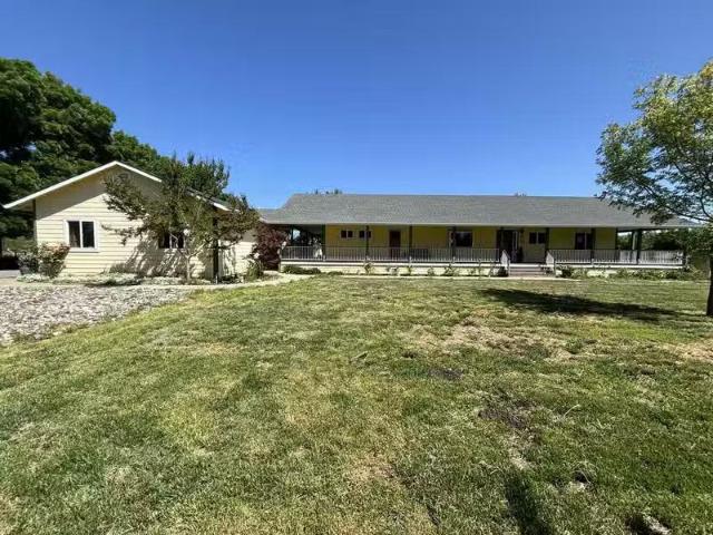 House for rent in Clearlake