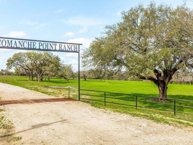 Land for sale in Hamilton, Texas