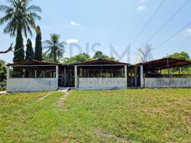 RANCHO CON TODAS LAS INSTALACIONES DE UNA EMPACADORA DE LIMÓN