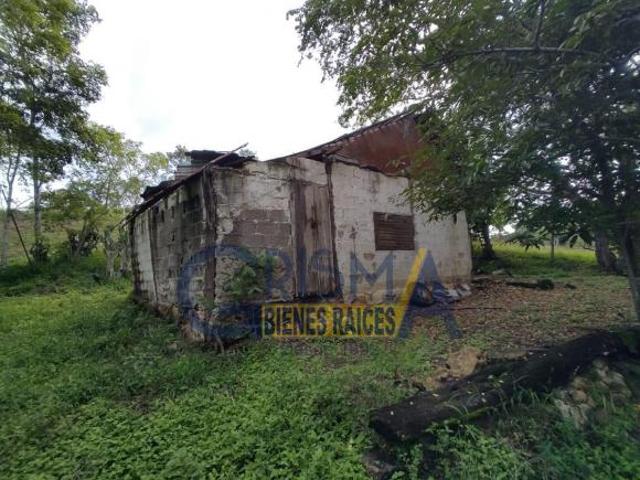 RANCHO DE LUJO EN VENTA EN CHALAHUITE A 39 MINUTOS DE TUXPAN
