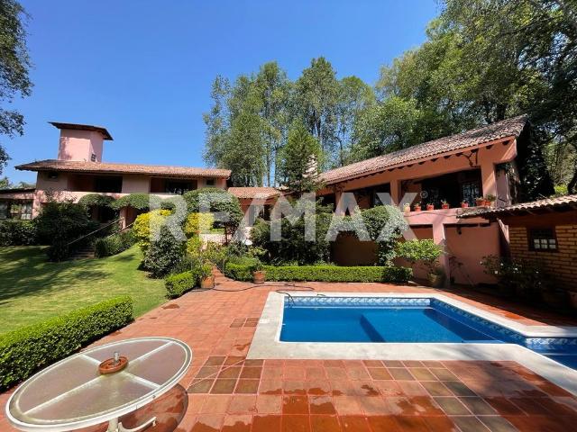 Quinta en venta en Valle De Bravo, Estado de México