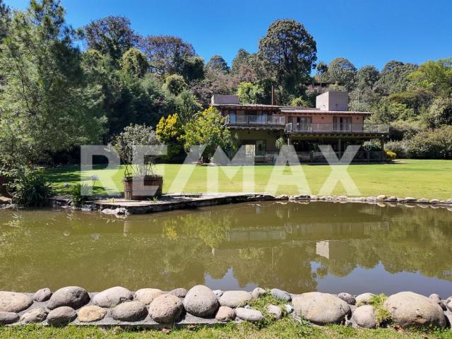 Quinta en venta en Valle De Bravo, Estado de México