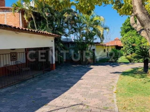 Rancho en Venta con Alberca y Caballerizas, Atlacholoaya, Xochitepec