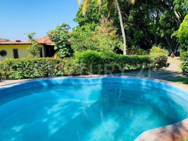 Rancho en Venta con Alberca y Caballerizas, Atlacholoaya, Xochitepec