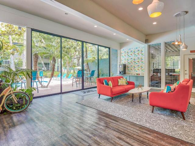 Apartment for rent in Canoga Park, California