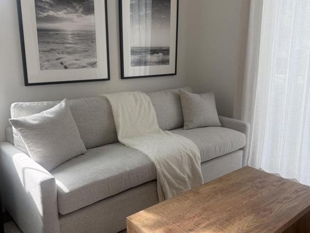 Room for rent in Canoga Park, California