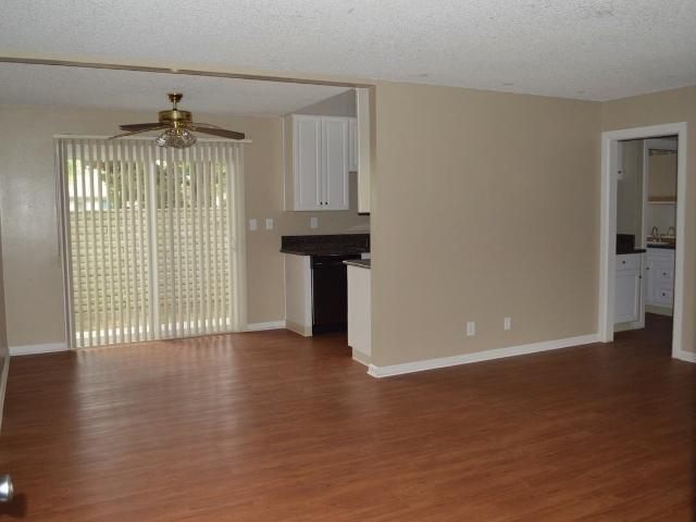 Apartment for rent in Garden Grove, California