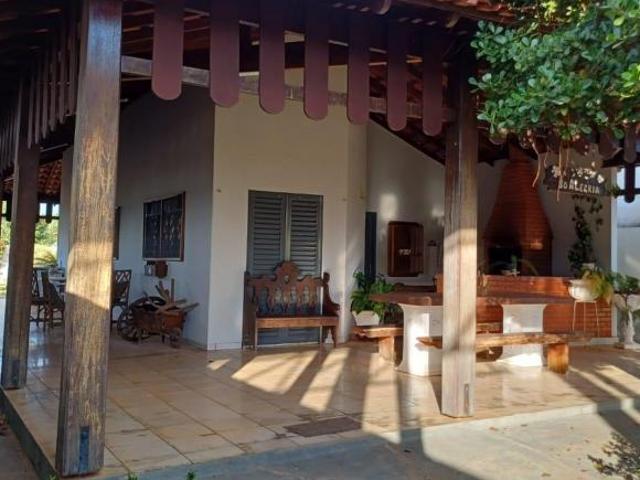 Casa venda em Sales, Região Geográfica Intermediária de São José do Rio Preto