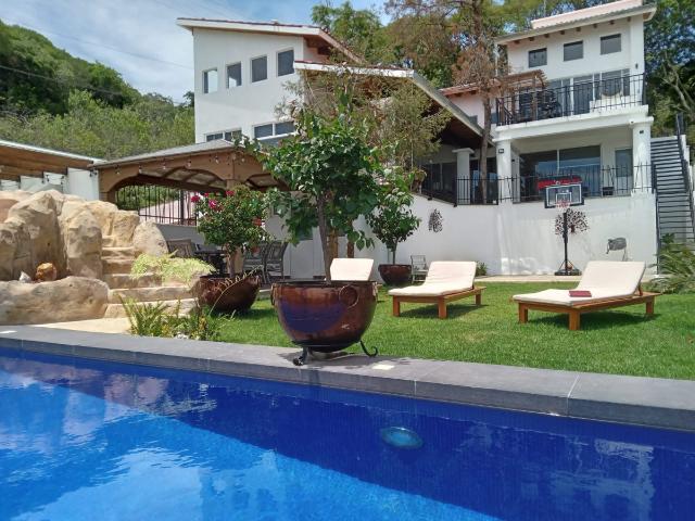 Casa en renta en Pilcaya, Guerrero