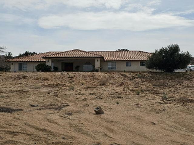 House for sale in Apple Valley, California