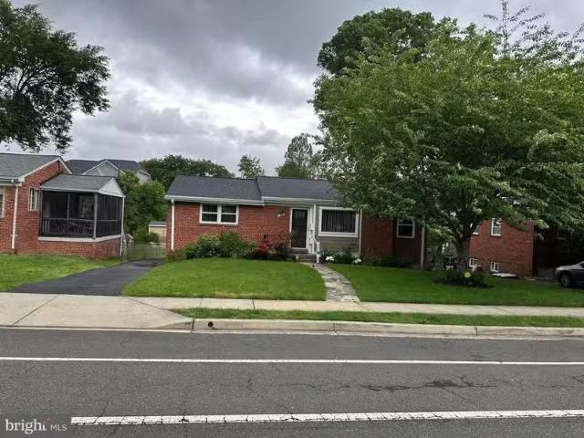 House for rent in Arlington