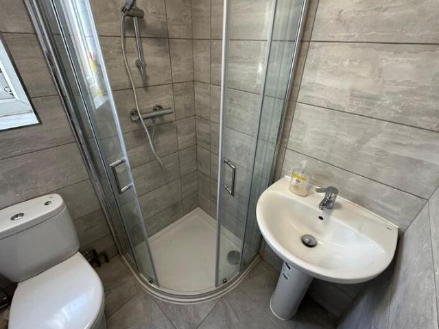 Studio for rent in Four Lane Ends, Blackburn