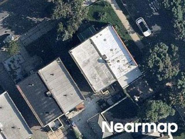 House for sale in The Bronx, Arverne