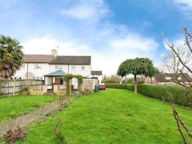 House for sale in Pachesham Park, Surrey