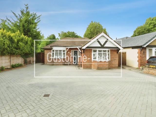House for rent in Leatherhead, Mole Valley
