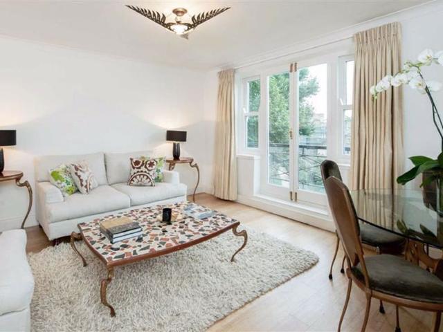 Apartment for rent in Maida Vale, Greater London
