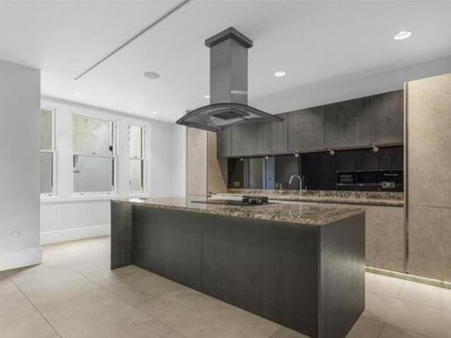 House for sale in City of London, Greater London
