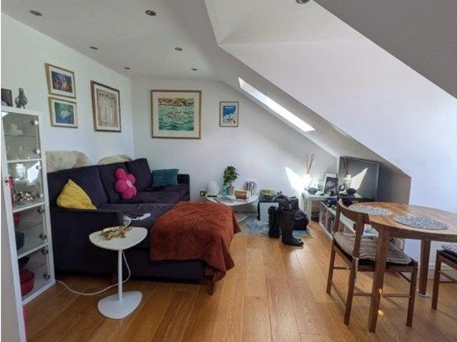 Apartment for rent in Maida Vale, Greater London