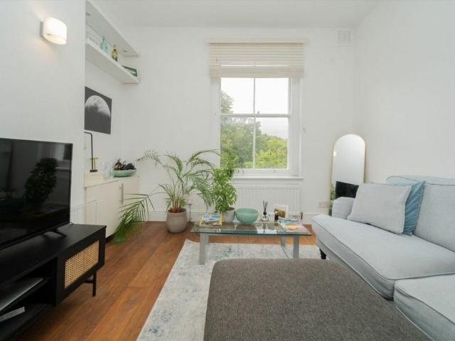 Apartment for rent in Maida Vale, Isle Of Man