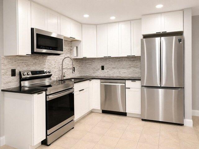 Condo for sale in Tewksbury, Massachusetts