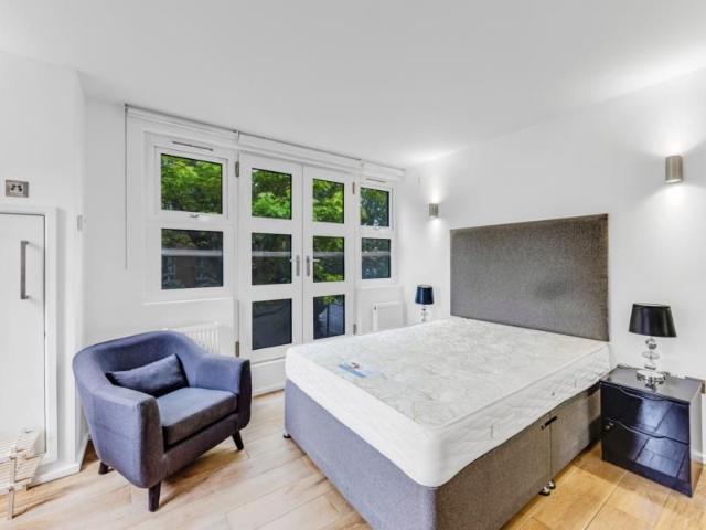 Studio for rent in London Borough of Camden, Greater London