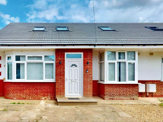 Room for rent in London Borough of Harrow, Greater London