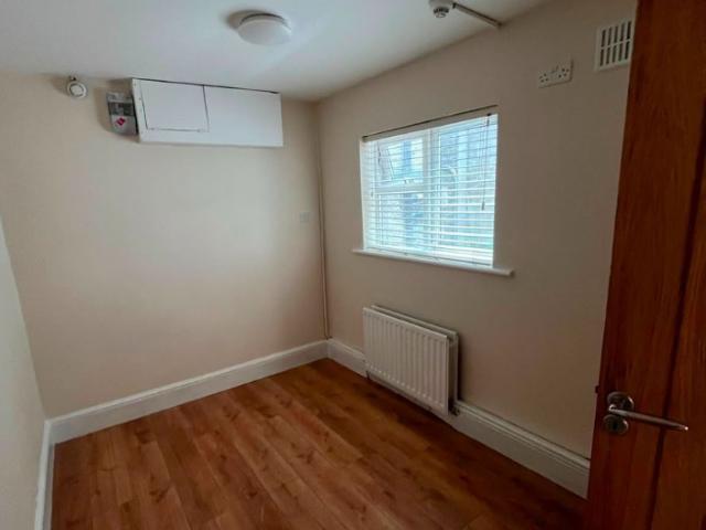 Apartment to rent in Bluebell, North Tipperary