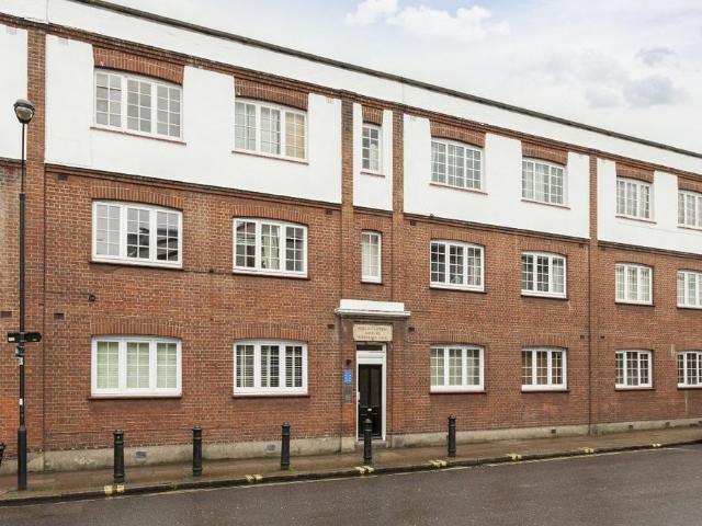 Apartment for rent in Fulham, Greater London