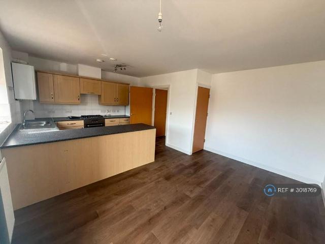 Apartment for rent in Maidenhall, Key Street