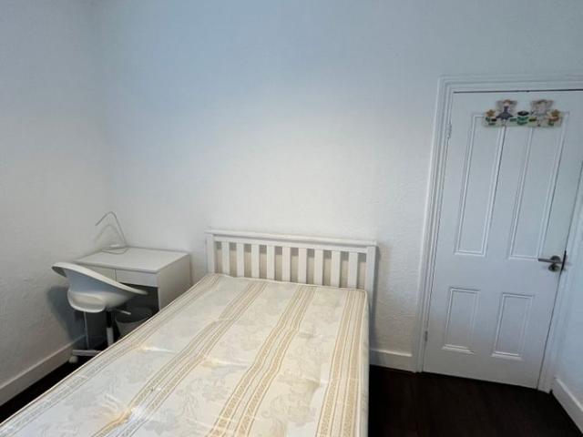 Room for rent in Greater London