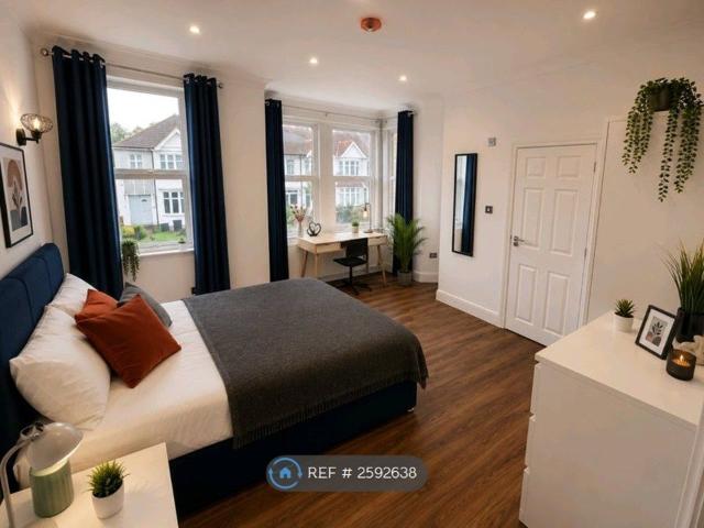 Room for rent in Alperton, Greater London