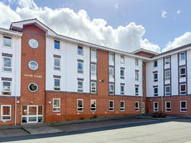 Apartment for rent in Sydenham, Green Close