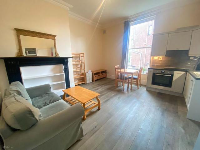Apartment to rent in Bluebell, North Tipperary