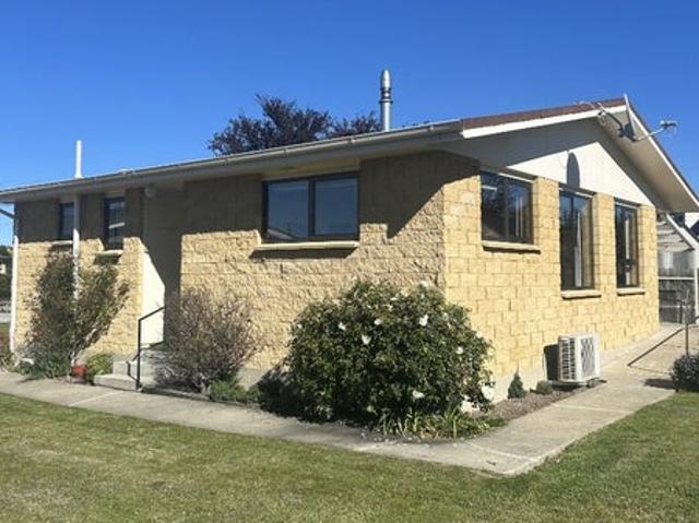 Apartment for rent in Otakou