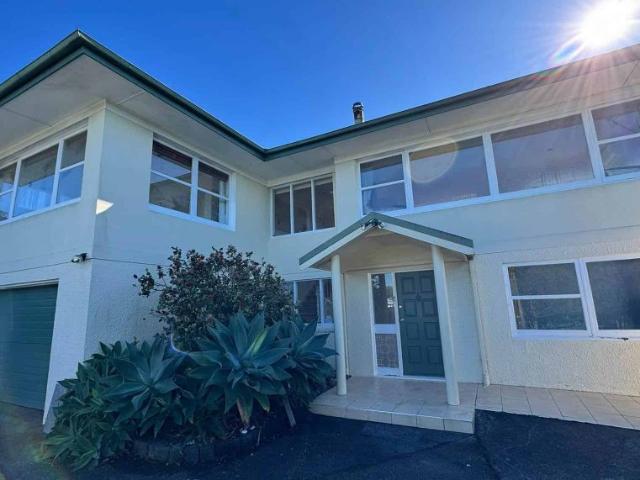House for rent in Whangaparaoa