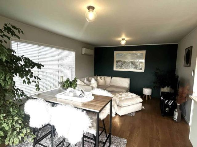 House for rent in Whangaparaoa
