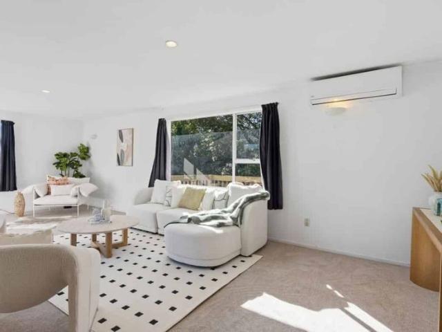 House for rent in Whangaparaoa, Oroua County
