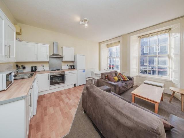 House for rent in Southside, Scotland