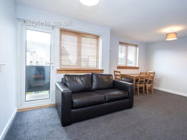Flat for rent in Clermiston, Scotland