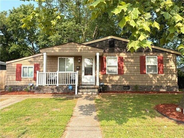 House for sale in Hampton House for sale in Hampton