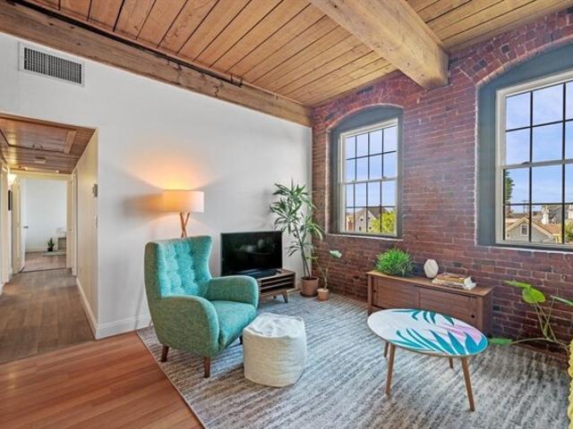 Condo for sale in Beverly, Massachusetts