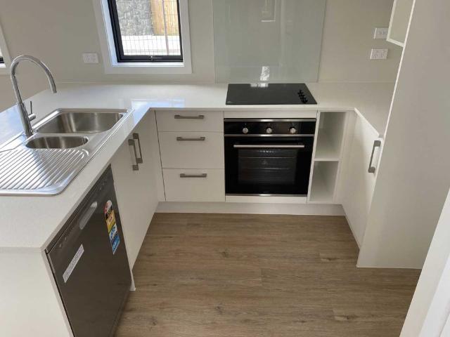 Townhouse for rent in Rānui, Henderson-Massey