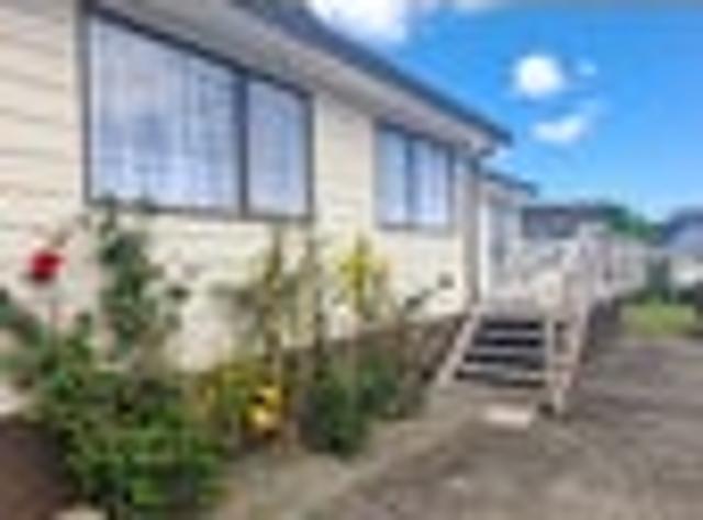 House for rent in Rānui, Henderson-Massey