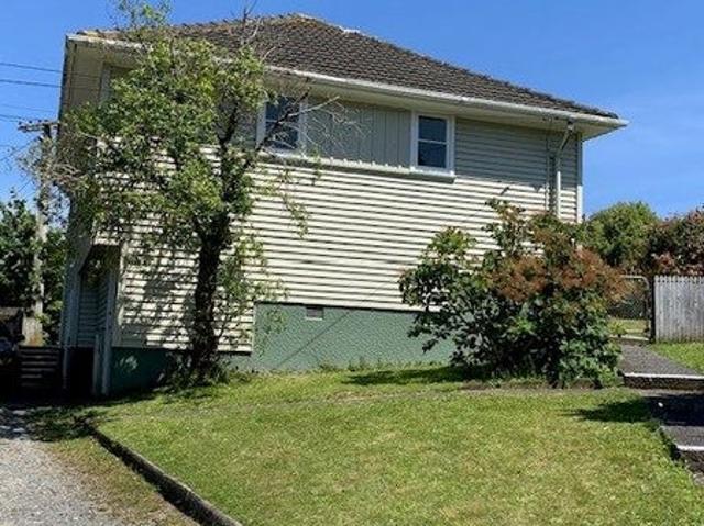 House for rent in Rānui, Porirua