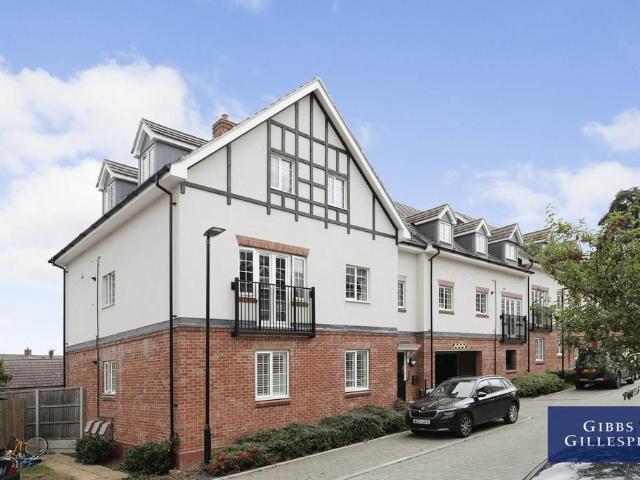 Apartment for rent in Chalfont St. Peter, Denham