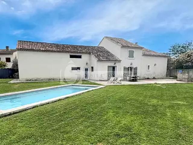 Maison vente à Arles