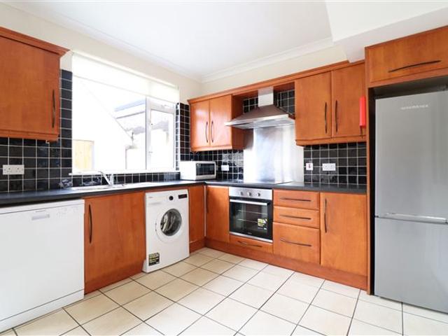 Terraced House to rent in Bluebell, North Tipperary