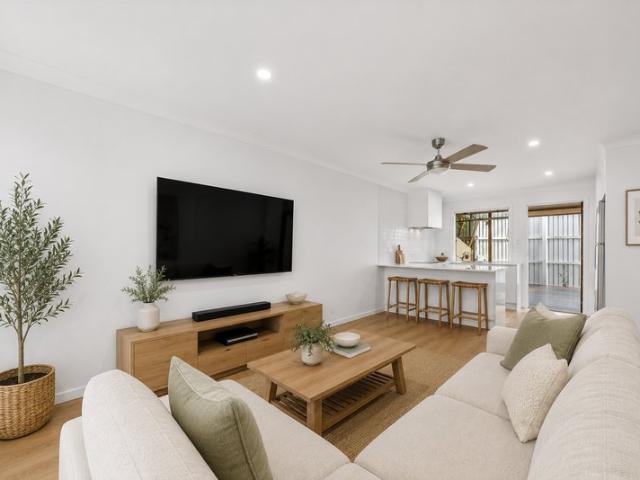 Villa for sale in Morningside, Greater Brisbane
