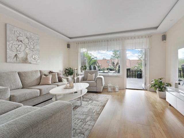 Villa till salu i Nacka, Älta