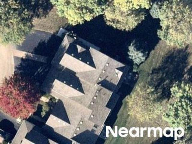 House for sale in Mchenry, Illinois